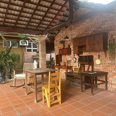 Lelangit Inn Port Dickson Extérieur photo