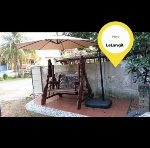 Lelangit Inn Port Dickson Extérieur photo